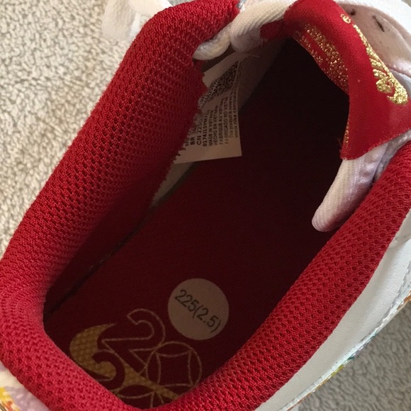 Kids Nike Chinese new year 2020. - Picture 6 of 9